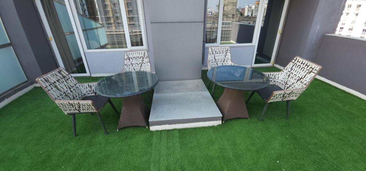 Apricot Hotel , Ахмедабад Екстериор снимка
